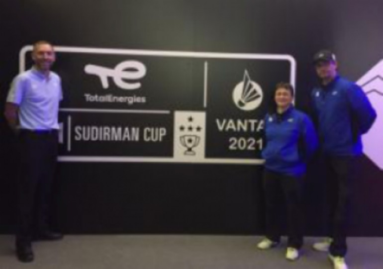 "Photo Trois officiels techniques français à la Sudirman Cup"