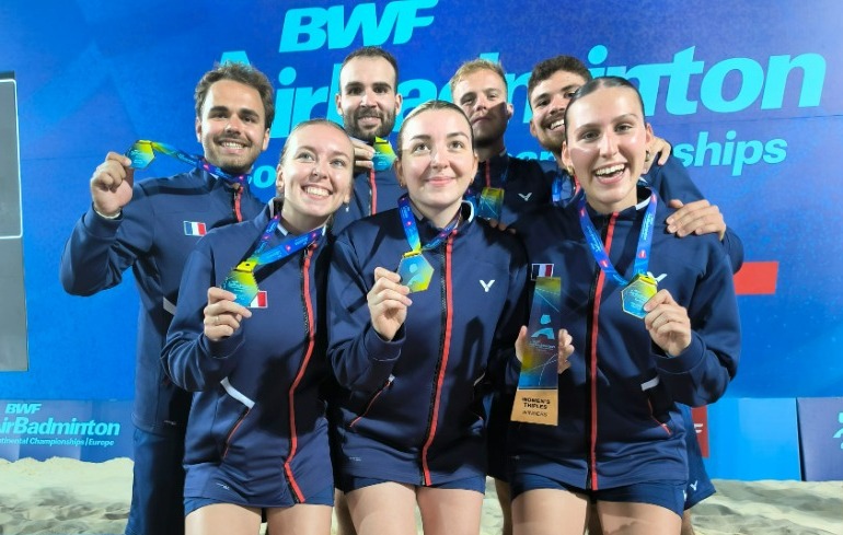 "Photo AirBadminton : Les Français titrés en triple hommes et dames"
