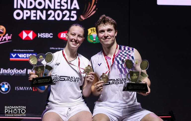 "Photo Indonesia Open : Thom et Delphine remportent le premier Super 1000 du badminton français"
