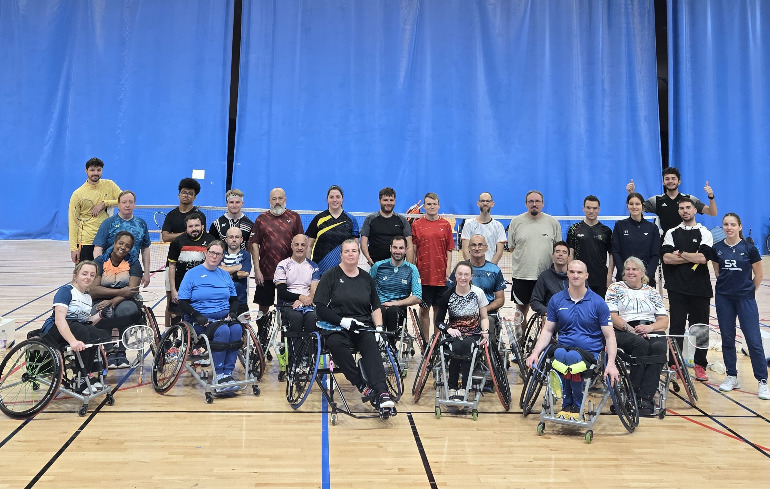 "Photo Ouverture des inscriptions au stage de para-badminton"