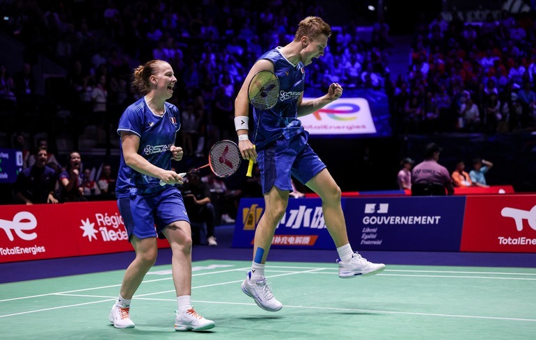 "Photo Championnats du Monde : Thom et Delphine enflamment l'arena"
