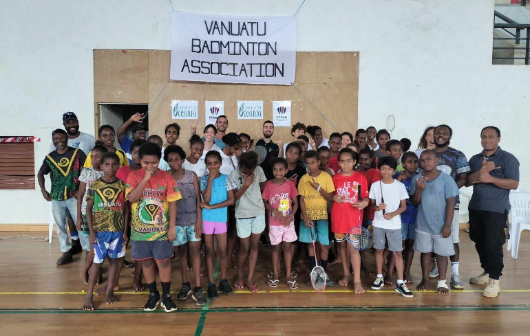 "Photo Premier tournoi de badminton au Vanuatu"