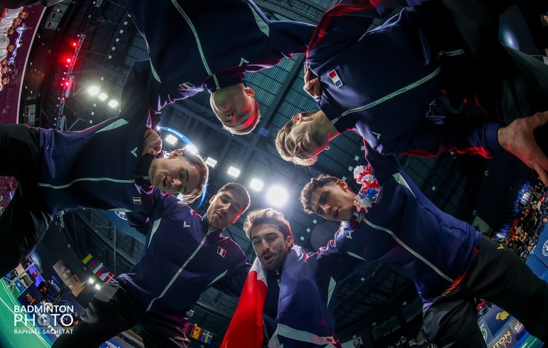 "Photo EMWTC : Les garçons invaincus filent en demi-finale"